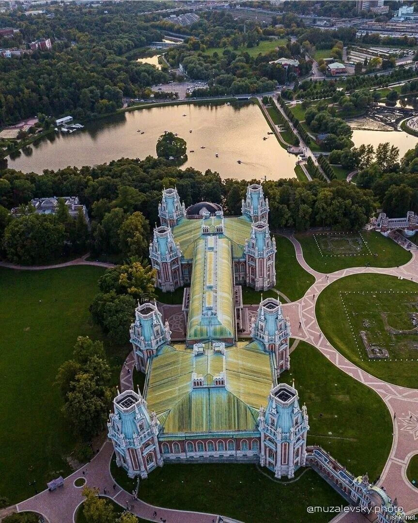Парк здание москва. Царицыно (дворцово-парковый ансамбль). парк музей царицыно. парк заповедник царицыно. ансамбль усадьбы царицыно.