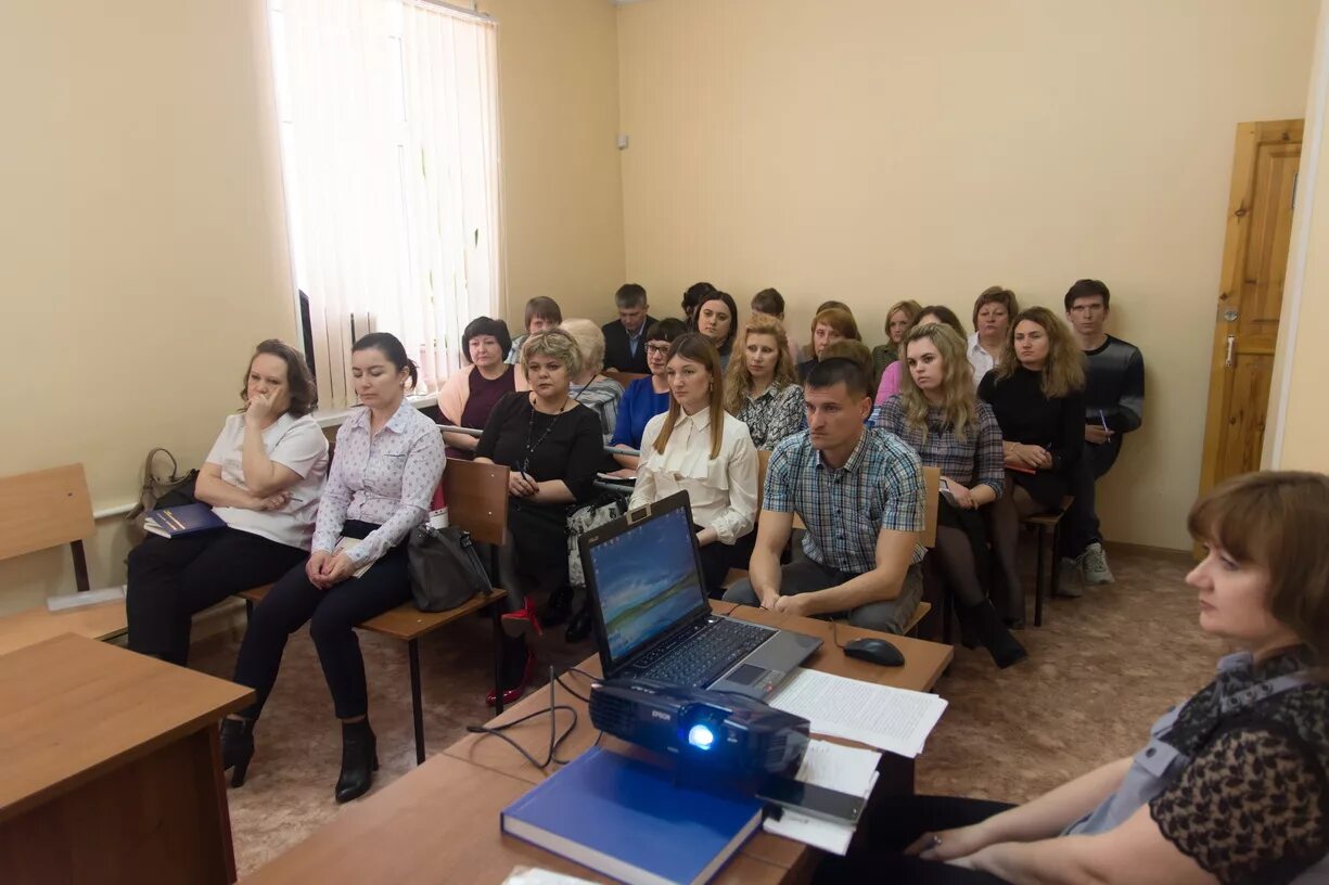 Волчихинского районного суда алтайского края. Управление ветеринарии Угловское Алтайский край. Новичихинский районный суд. Сайт администрации Волчихинского района Алтайского края. Угловский районный суд Алтайского края.