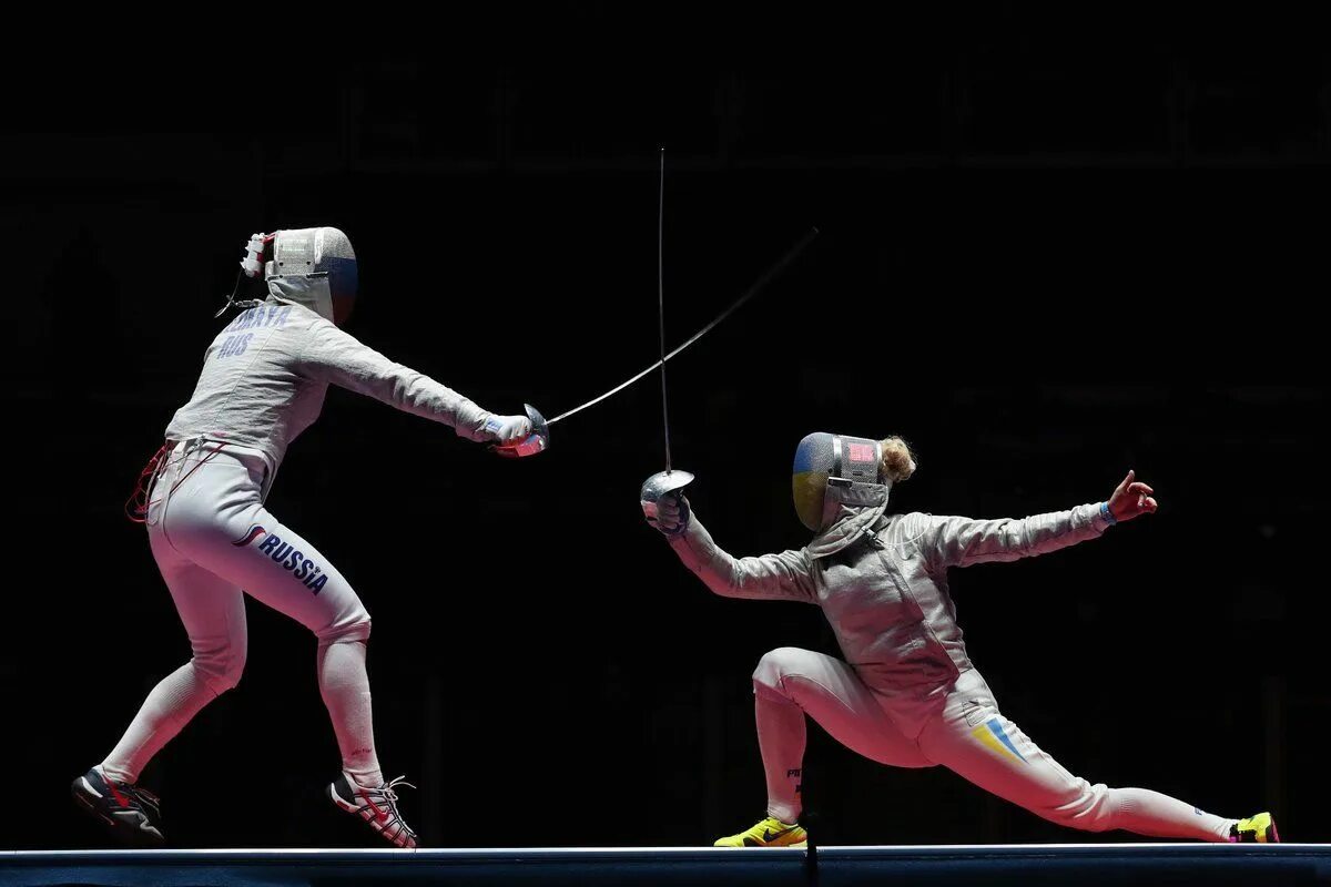 Спортивная сабля для фехтования. Fencings. Фехтование вид спорта. Fencings. Фехтовальщик с рапирой.