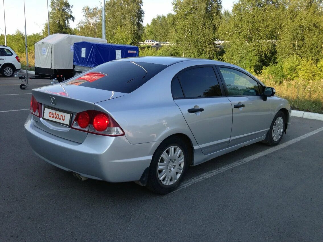 Honda Civic 2008 седан. Honda Civic VIII 2008 седан. Цивик 2008 седан серебристый. Хонда Цивик 2008 1.8 механика.