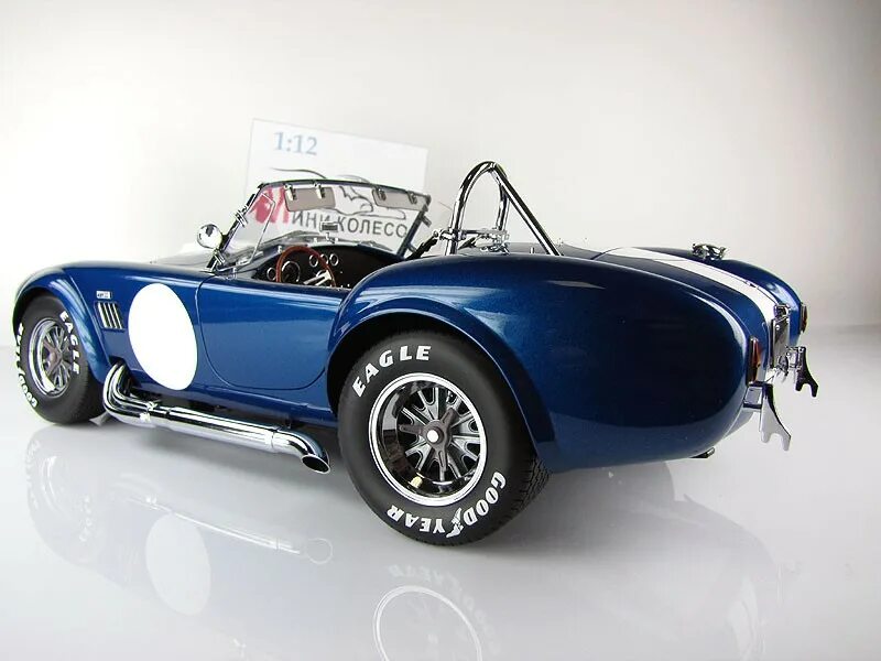 Sherhan shelby cobra. Shelby cobra 427. kyosho cobra 427 1/43. shelby cobra 427 s/c. shelby cobra 247 s/c машинка.