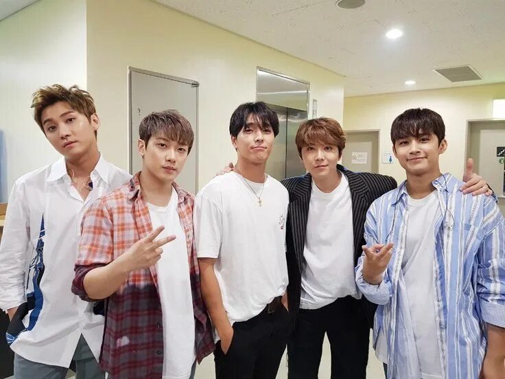 Айленд группа. Группа ftisland. ft island корейская группа. ftisland участники. ftisland (ft아일랜드).
