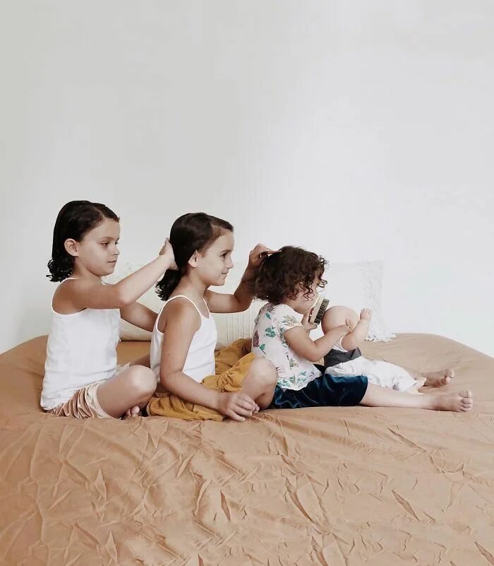Saturday morning! @kweilz #womanslook #positivevibes Amazing photography, Family