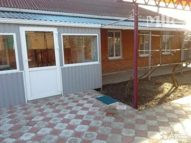 Недвижимость в ясенской. Квартиры в казани. Ясенская переправа краснодарский край. Ясенская снять жилье. У лукоморья ейск.