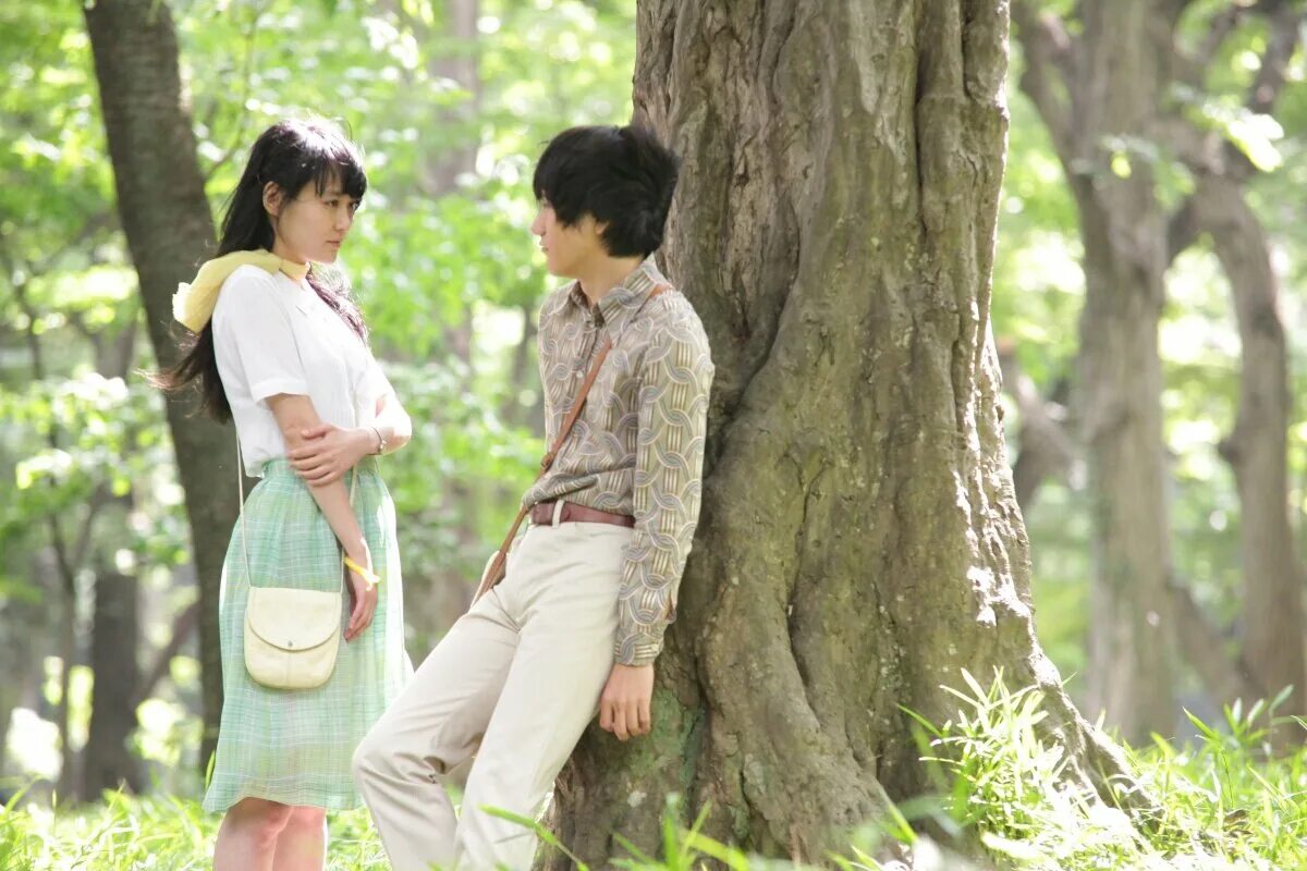 Один в лесу 1996. Лес после войны. Земля вампиров фильм 2010 вампиры. В лесу 2010. Ужастик про заключенных в лесу.