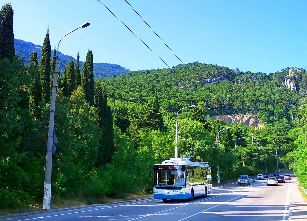 Самая протяженная троллейбусная линия в крыму. Троллейбусная трасса Симферополь Ялта. Крым троллейбус Симферополь Ялта. Троллейбусная линия Симферополь Ялта. Троллейбусная линия Симферополь - Ялта - Алушта.