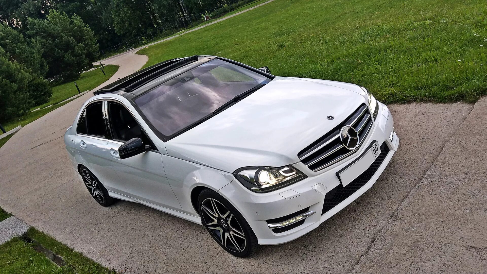 Мерседес 204 купить. Mercedes c class w204. Mercedes w204 drive2. Мерседес w204 2013. Mercedes c w204 2013.