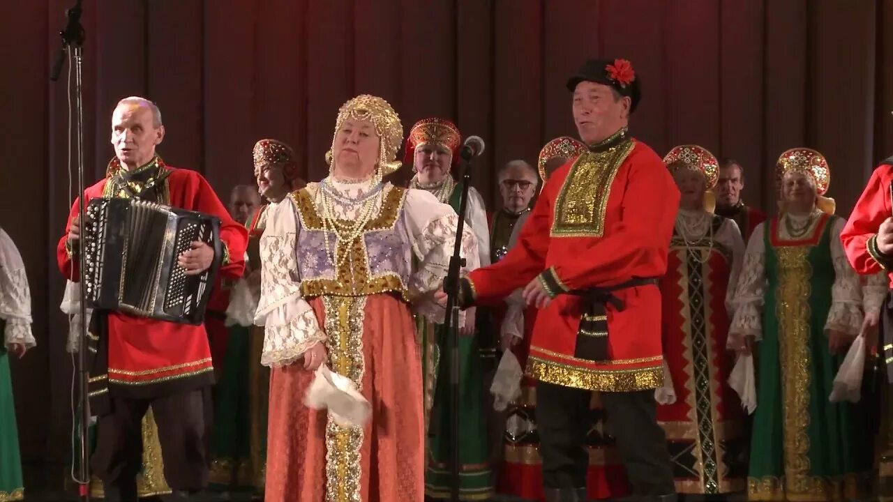 Рязань ансамбль россияночка. Хор яровчанка фото. Просторы московии хор. Хоры русской песни видео. Академический хор.
