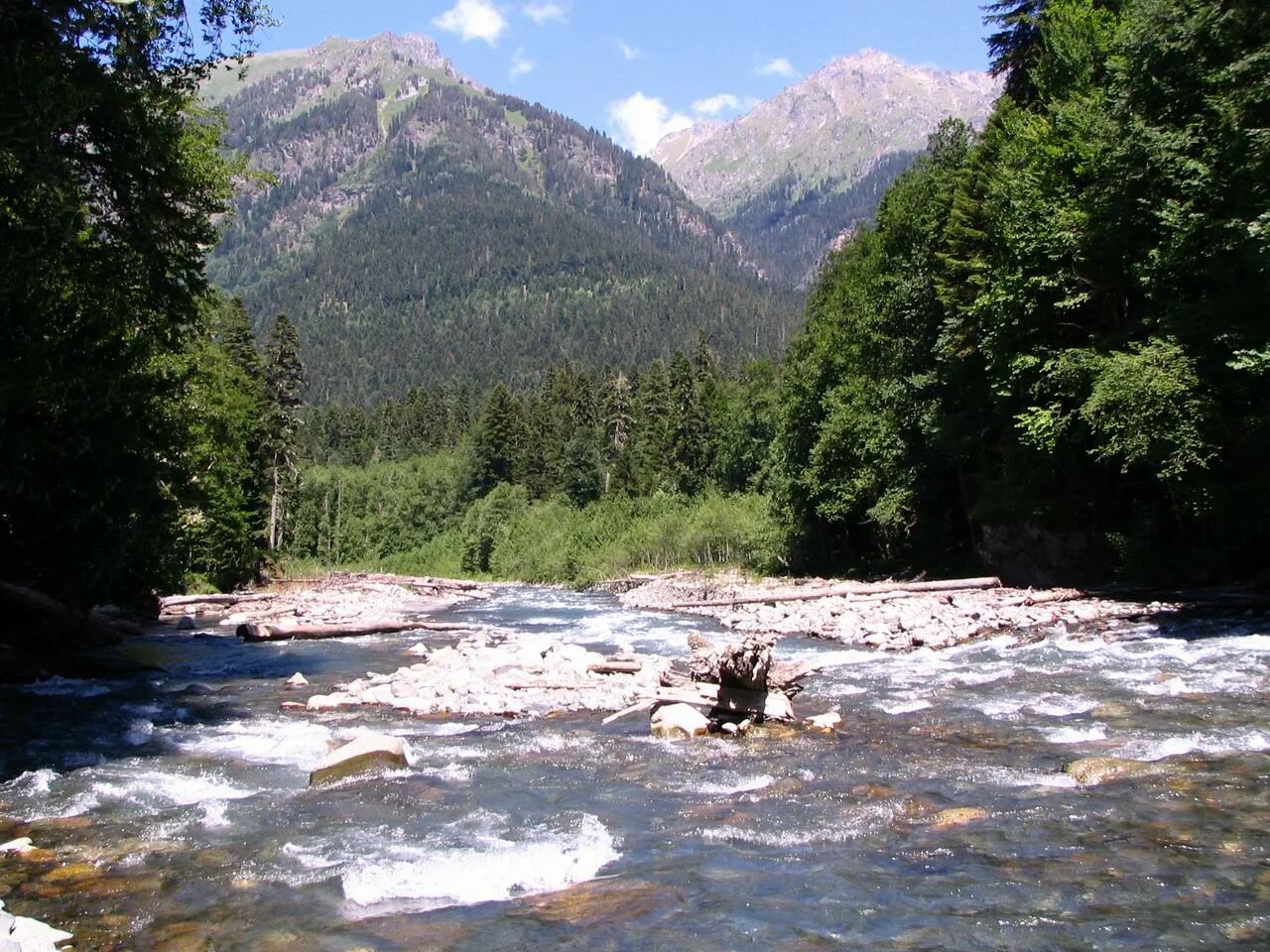 Река киша Адыгея. Долина реки киша. Киша (приток белой). Кардон киша. Река киша