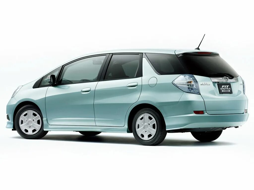 Фит шаттл 2011 год. Honda Fit Shuttle Hybrid 2011. Honda Fit Shuttle Hybrid. Honda Fit Shuttle 2011. Honda Fit Shuttle Hybrid 2013.