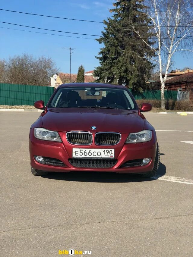 БМВ 318 2011. БМВ 318 2011г. VIN номер BMW 318 2011. 777 64 Фото красный БМВ.