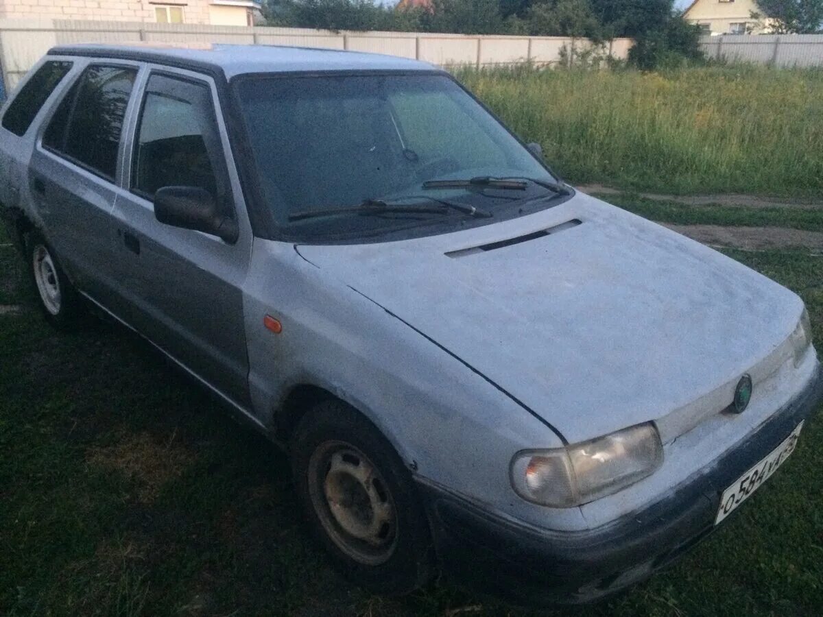 Авито форд фокус седан. Камелот воронеж автомобили с пробегом иномарки. Воронежские машины. Камелот воронеж авто с пробегом. Авто ру авто воронеж.