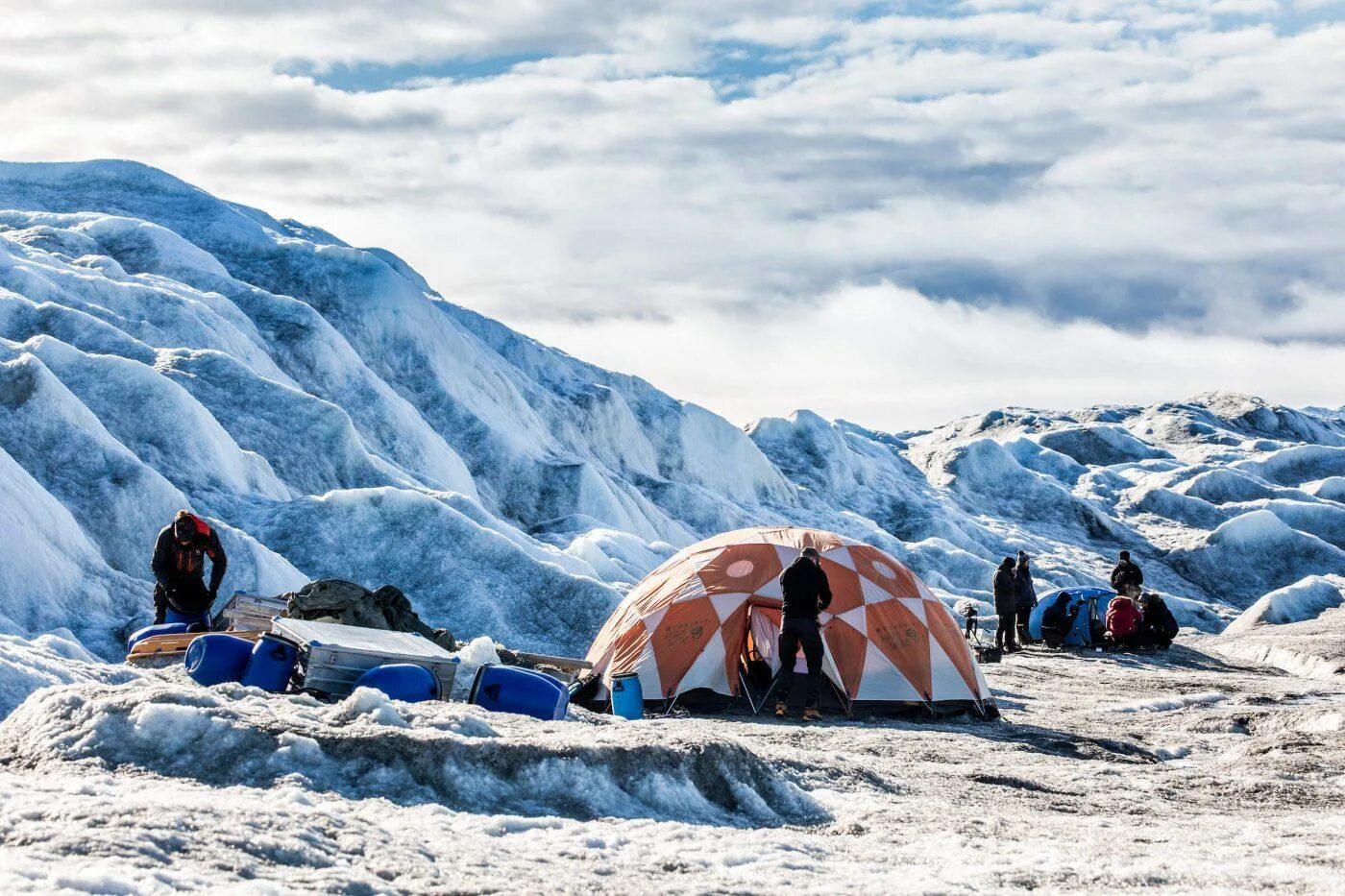 Ice camp. Полярная шапка. Арктическая шапка. Summit Camp Greenland. Шапка Полярник.