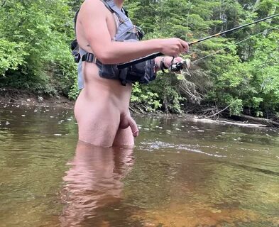 vldznn Naked fishing! 🎣.jpg.