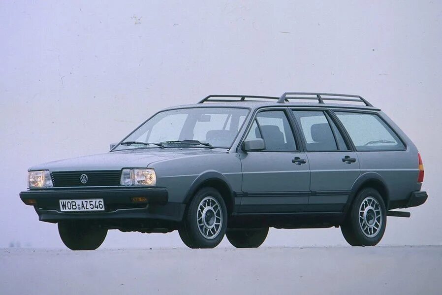 Volkswagen b2 универсал. VW Passat b2 универсал. Фольксваген Пассат 2. VW Passat b2 variant.