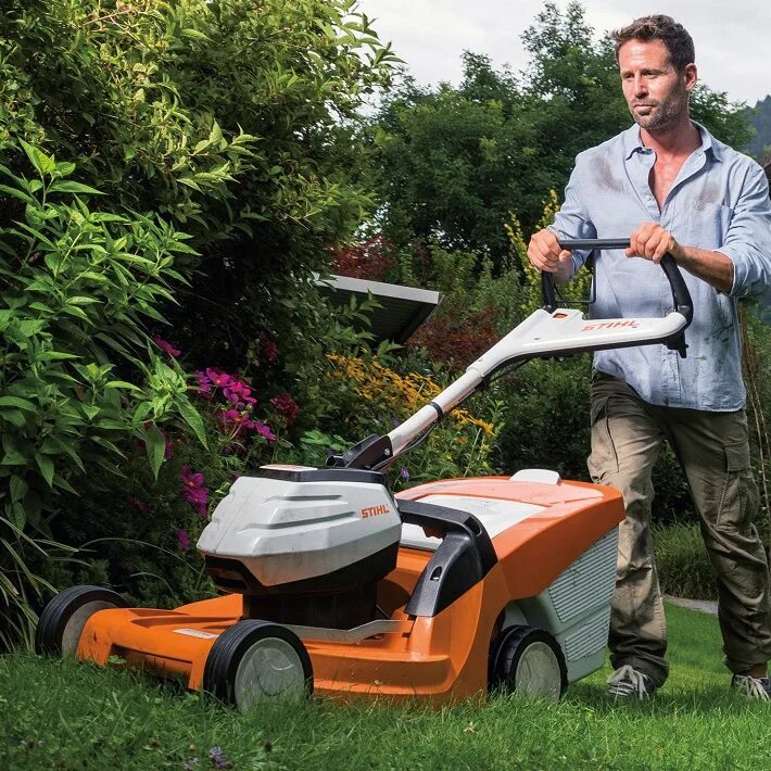 Газонокосилка john deere 108. Электротриммер bosch art 23. Газонокосилка echo. Садовая техника и инструменты отзывы. Садовая техника и инструменты отзывы.