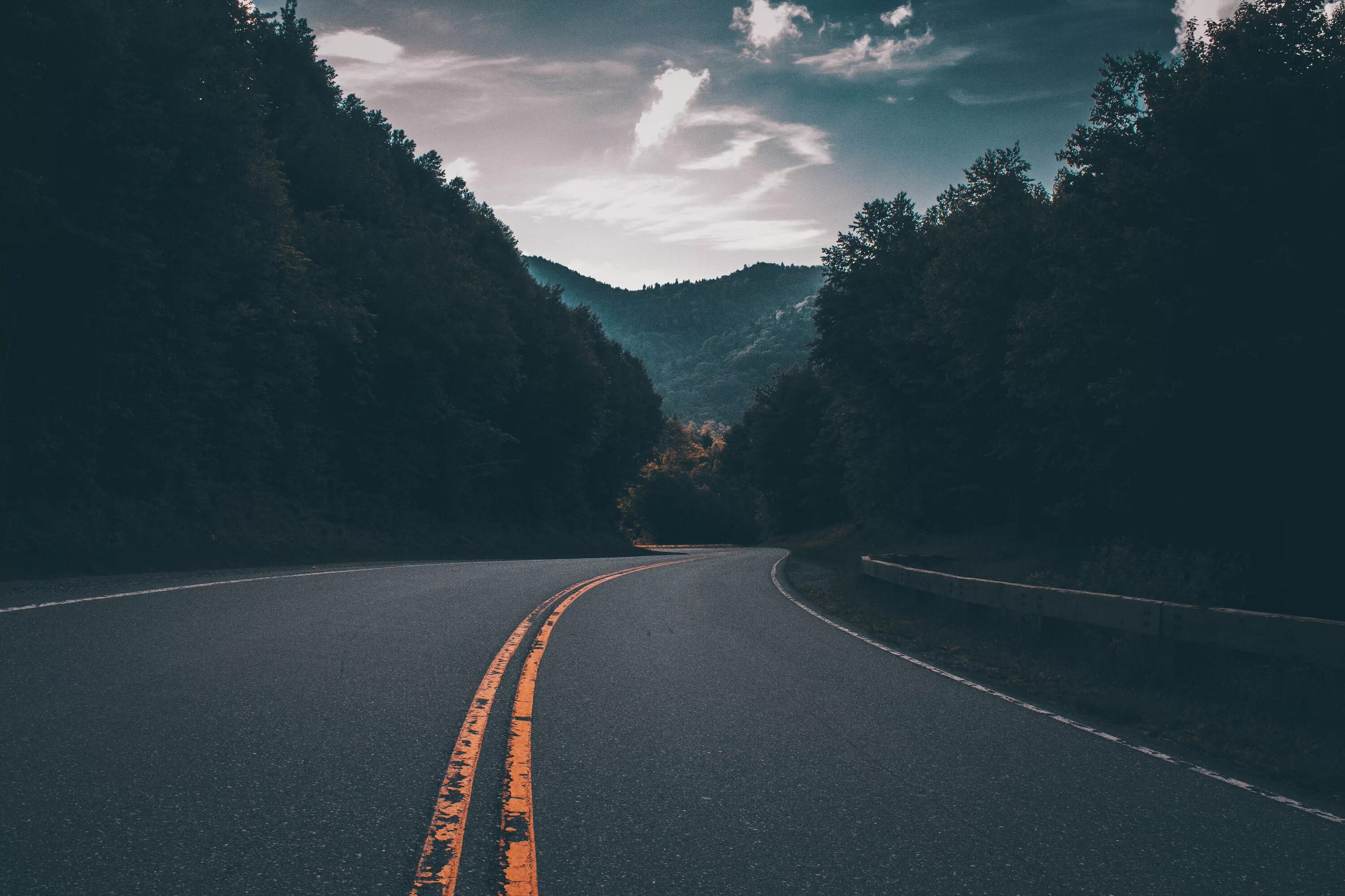 Turning road
