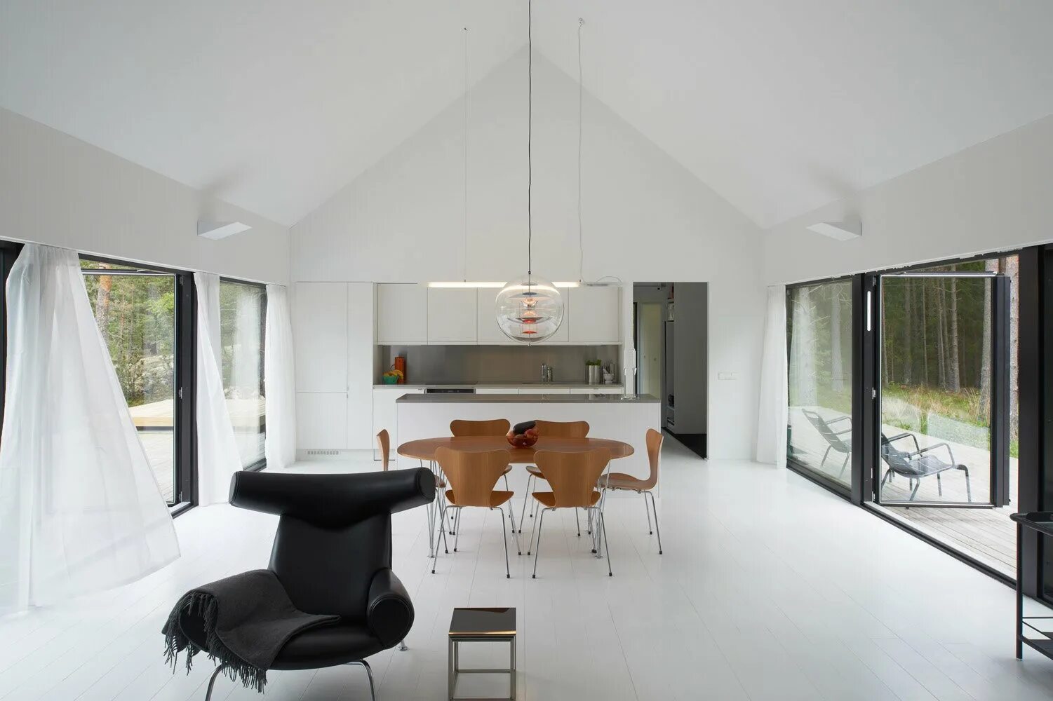 HQROOM архитектура