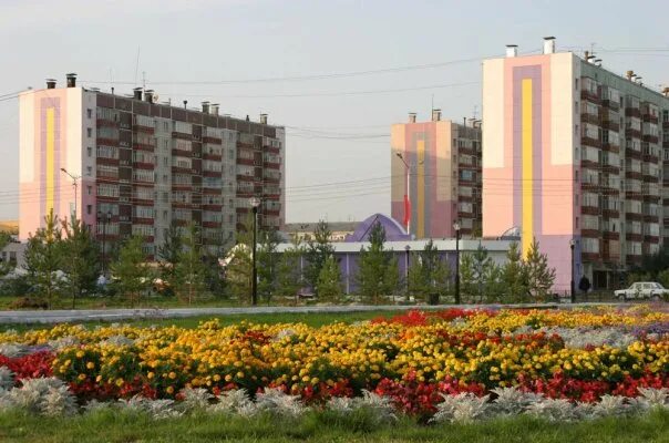 Айфон пыть ях. Пыть ях город. пыть ях достопримечательности. пыть-ях стэлла. достопримечательности города пыть ях.