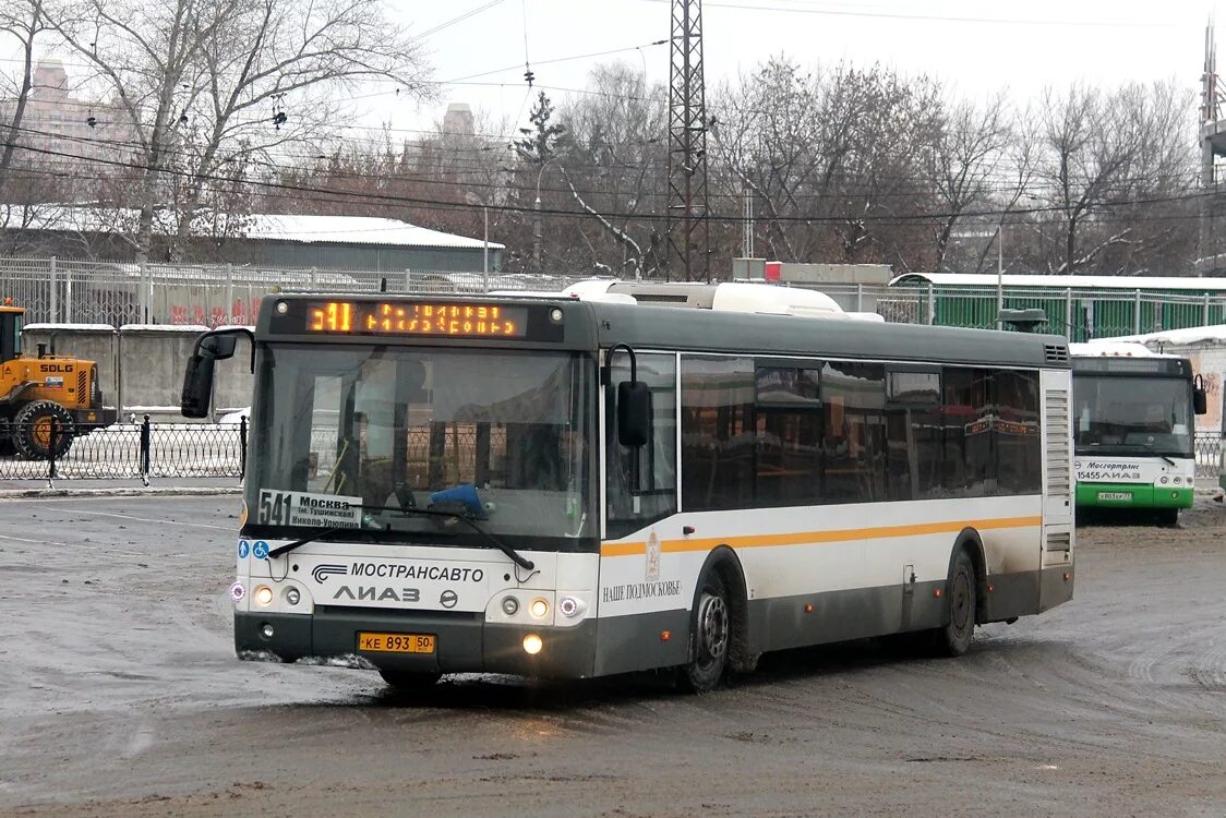 Автобус 541 маршрут остановки. Автобус 541 Тушинская. Автобус 549 Тушинская. Тушино автобус 549 больница. Автобус 498 Дедовск Тушино.