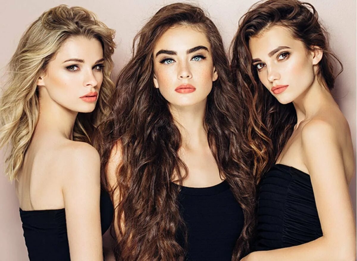 Фотосессия 3 девушки. Название три девушки. Группа фабрика. Группа пропаганда 2022. Три девушки.