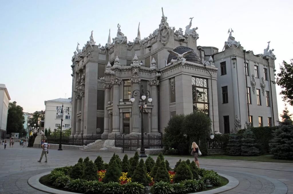 в. доходный дом сироткина (киев,украина). городецкий дом с химерами киев. здания киева. здания киева.