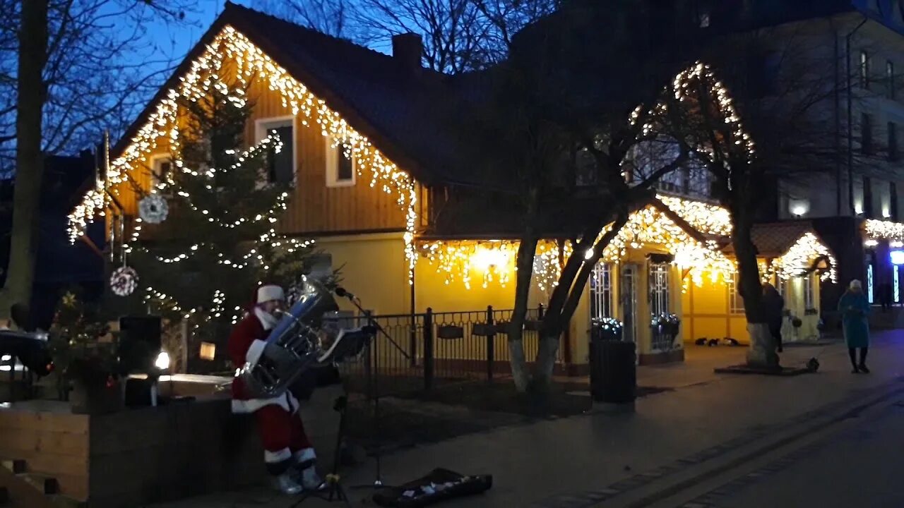Новогодняя программа в зеленоградске. Зеленоградск новый год. Новогодняя программа в зеленоградске. Зеленоградск 2022. Елка в зеленоградске 2021.