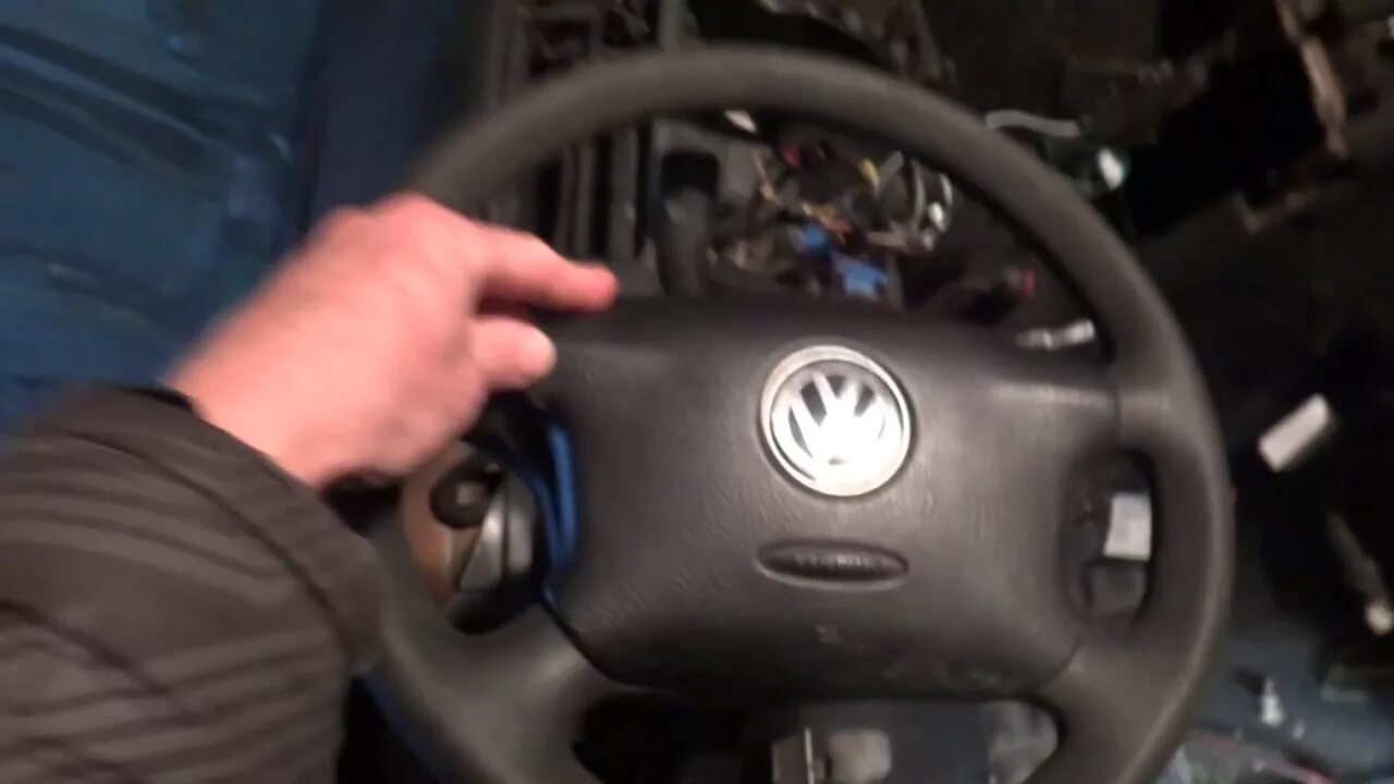 Как снять руль бора замена руля (СНЯТИЕ / УСТАНОВКА) VW Golf 4, Passat, Bora, oktavia, seat, T4 Yo