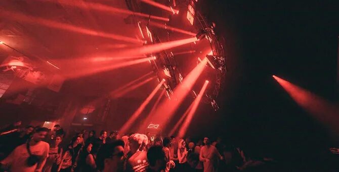 Мутабор арма. Мутабор москва. Про вечеринку в мутаборе. Мутабор клуб фото. Мутабор арт пространство.