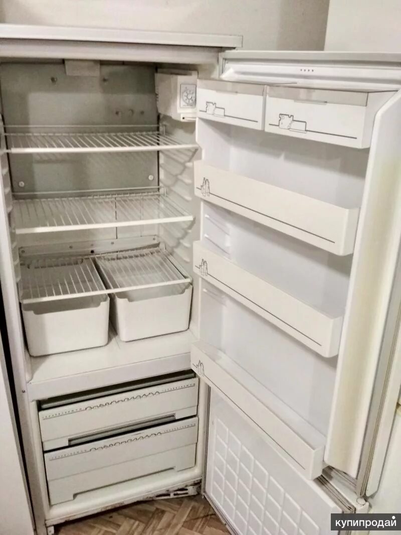 Бэушные холодильники. Холодильник за 3000. Холодильник за 2000 рублей. Холодильник до 5000. Купить двухкамерный холодильник бу