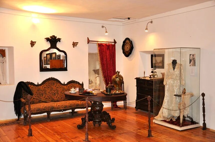 гороховец горького 29. гостиничный комплекс купеческая усадьба гороховец. мебель гороховец. магазин мебели в гороховце владимирской области. дом ершова гороховец.