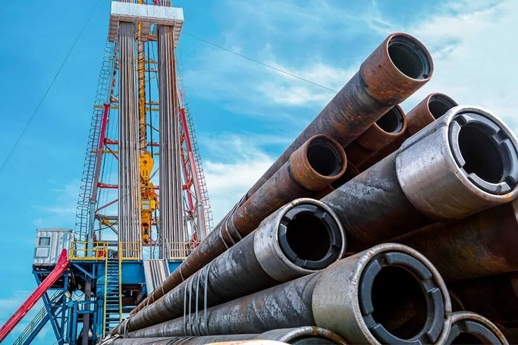 Нефтегазовая отрасль. Oil gas drilling. Драгон ойл в туркменистане. Oil gas drilling. Нефтяная платформа "дропнер" 1995.