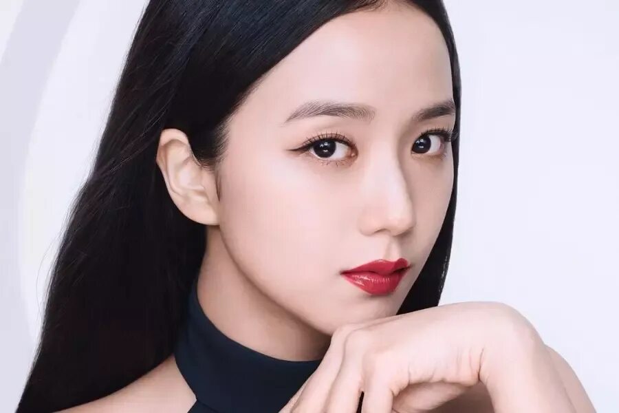 Сколько лет джису. Ким джису 2020. Jisoo blackpink. Сколько лет джису. Джису liar.