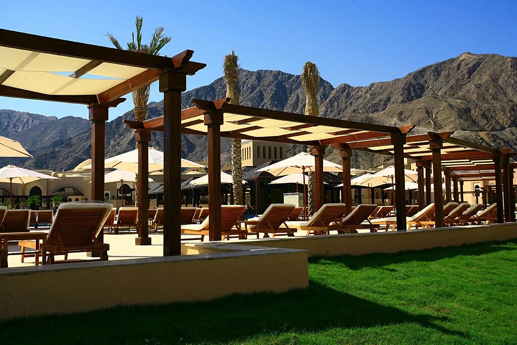 Miramar al aqah beach фуджейра. Иберотель мирамар фуджейра. фуджейра мирамар 5. отель miramar al aqah beach resort, 5*. iberotel miramar al aqah beach resort 5 оаэ фуджейра.