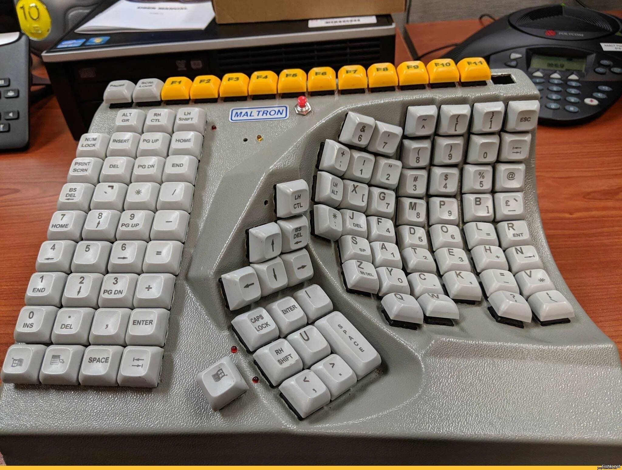 Who needs keyboards. Клавиатура. Прикольная клавиатура. Необычные клавиатуры. Самые необычные клавиатуры.