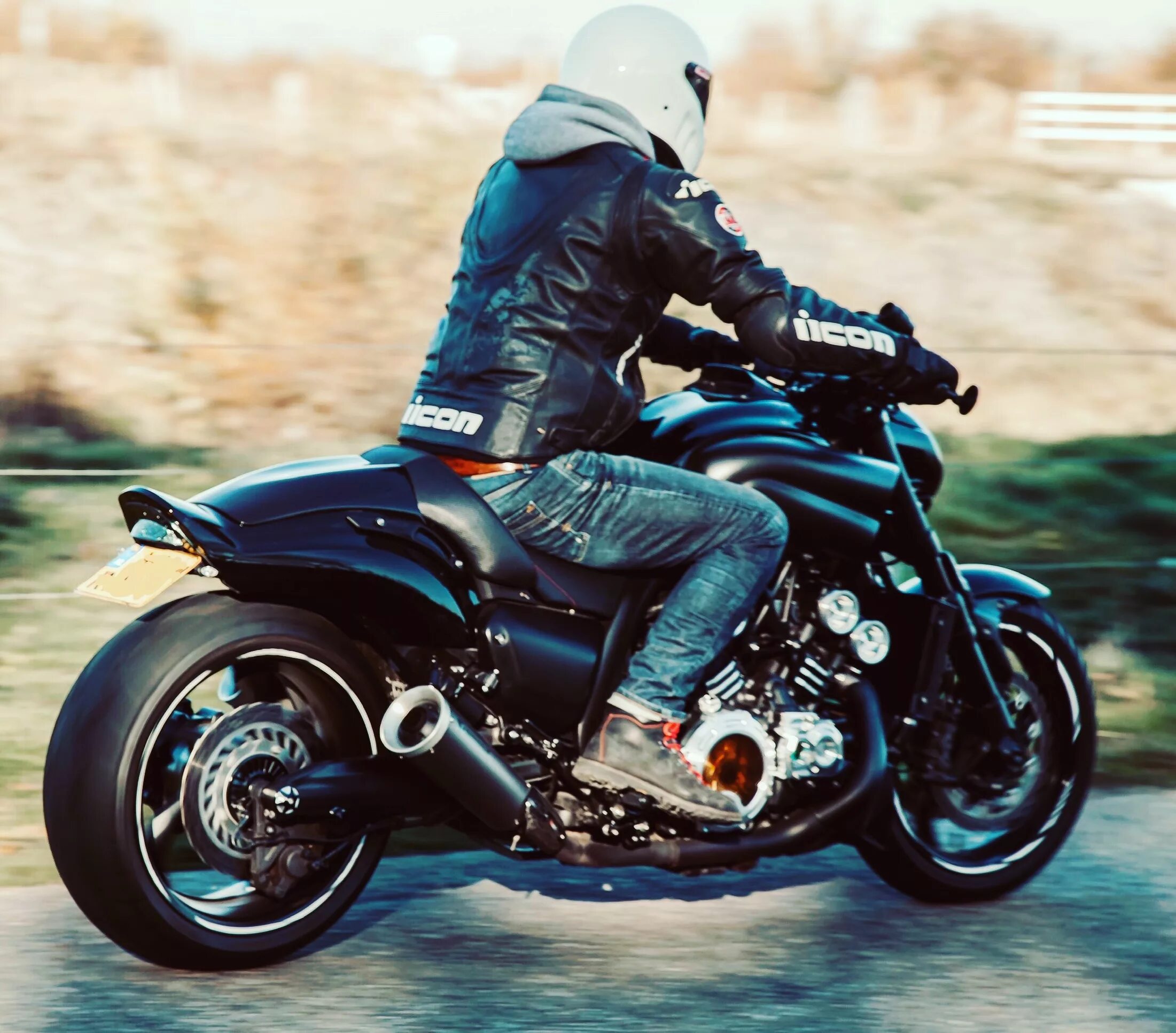 Max 1700. Yamaha Vmax 1700. Ямаха v Max 1700. Yamaha Vmax 1700 Custom. Мотоцикл Yamaha Vmax 1700.