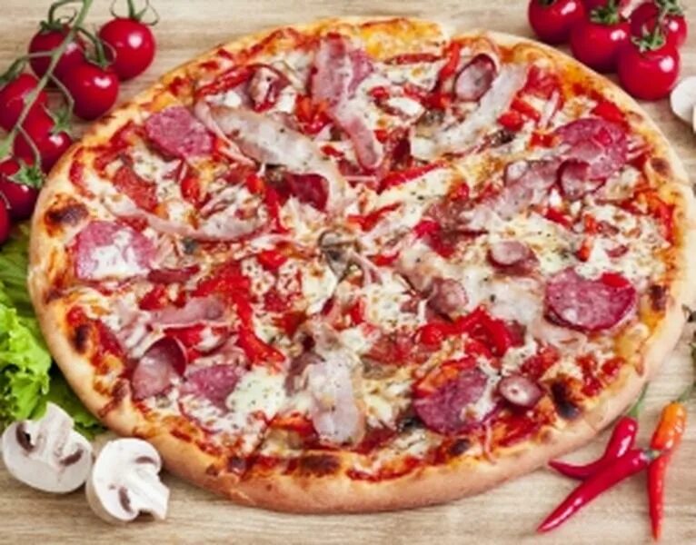 Пицца мясная вид сверху. Пицца мясной пир. Пицца мясной пир. Пицца мясное ассорти. Пицца из мяса.