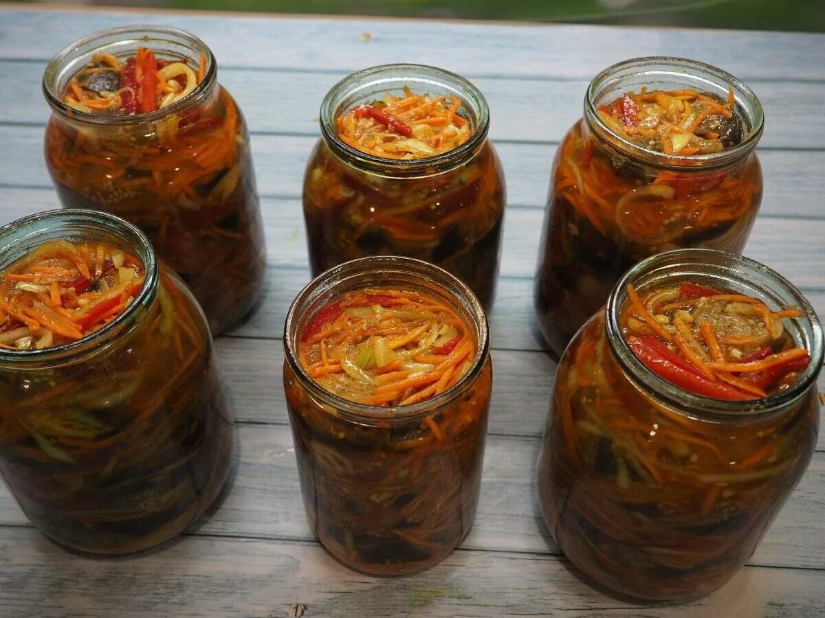 Рецепт вкусных баклажанов на зиму. Баклажаны по-корейски на зиму. закуска из баклажанов на зиму. острые баклажаны на зиму. салат из баклажанов на зиму без стерилизации.