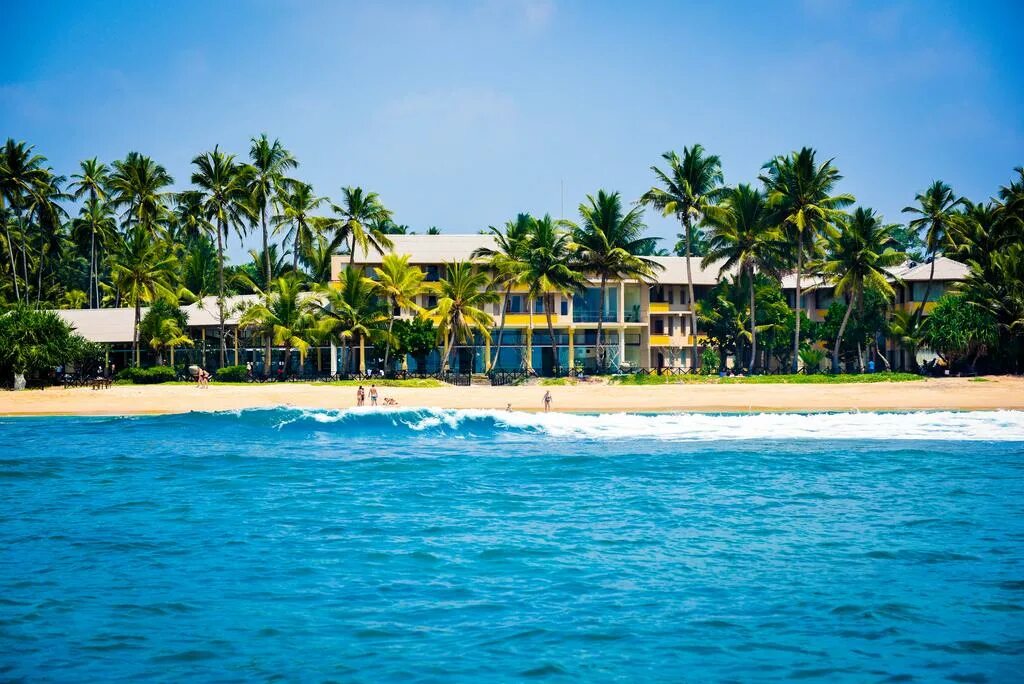 The coastal village cabanas. Ахангама Шри Ланка. Ахангама пляж Шри Ланка. Кабалана Бич Шри Ланка. Insight Resort Ahangama.