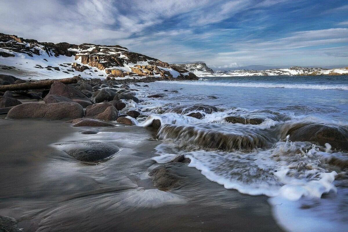 Баренцево море страна. Мурманск берег баренцева моря. берег баренцева моря териберка. что такое баренцево море баренцева моря. мурманск побережье баренцева моря.