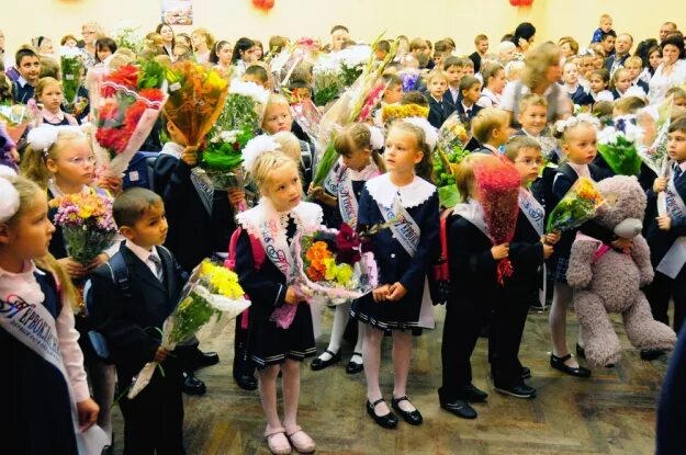 Школа 579 санкт петербург. Школа 579 приморского района санкт-петербурга. учителя школы 579 приморского района санкт-петербурга. учителя 38 школы санкт петербург приморского района. школа 195 приморского района.