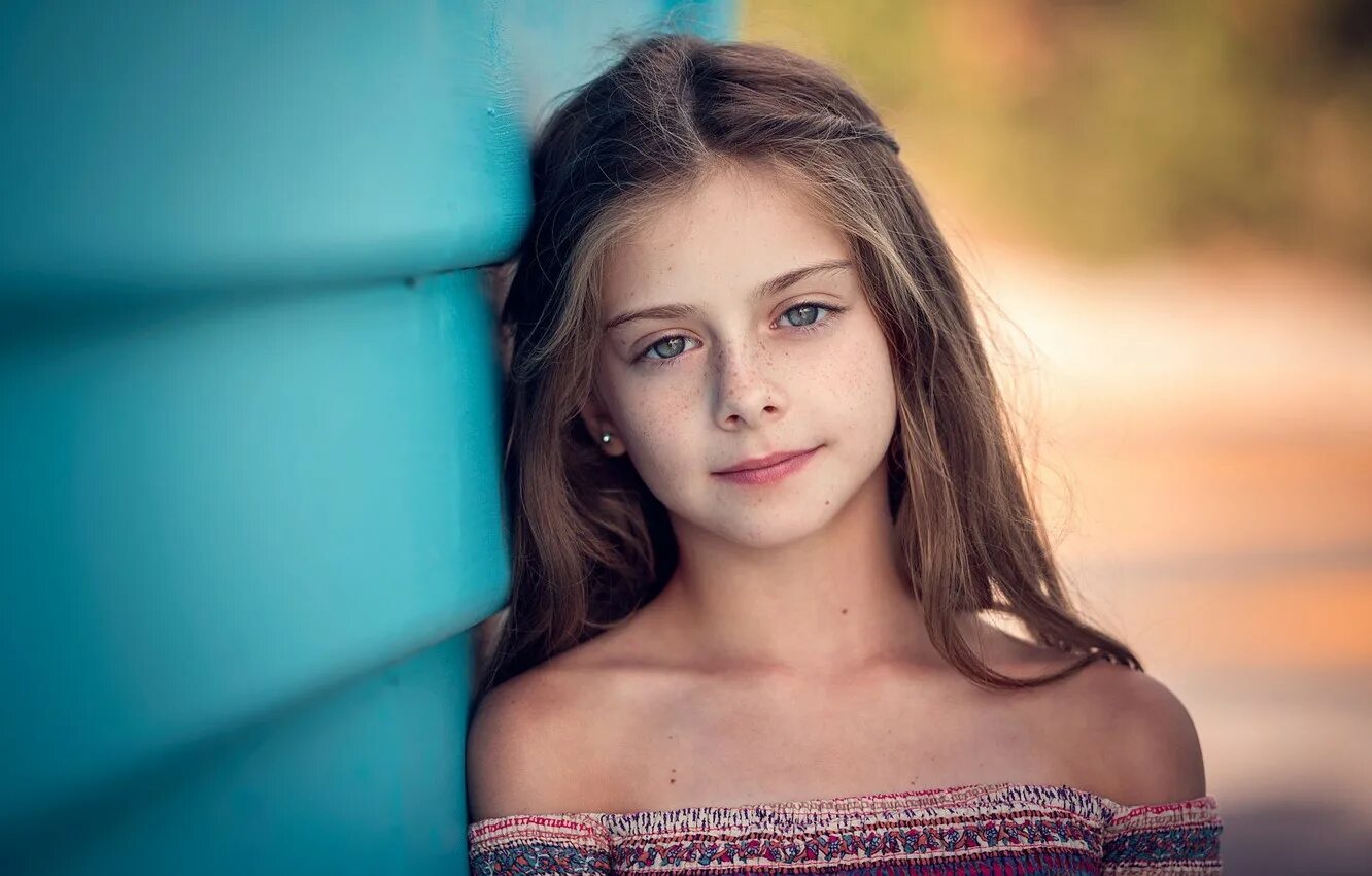 нежная девушка подросток