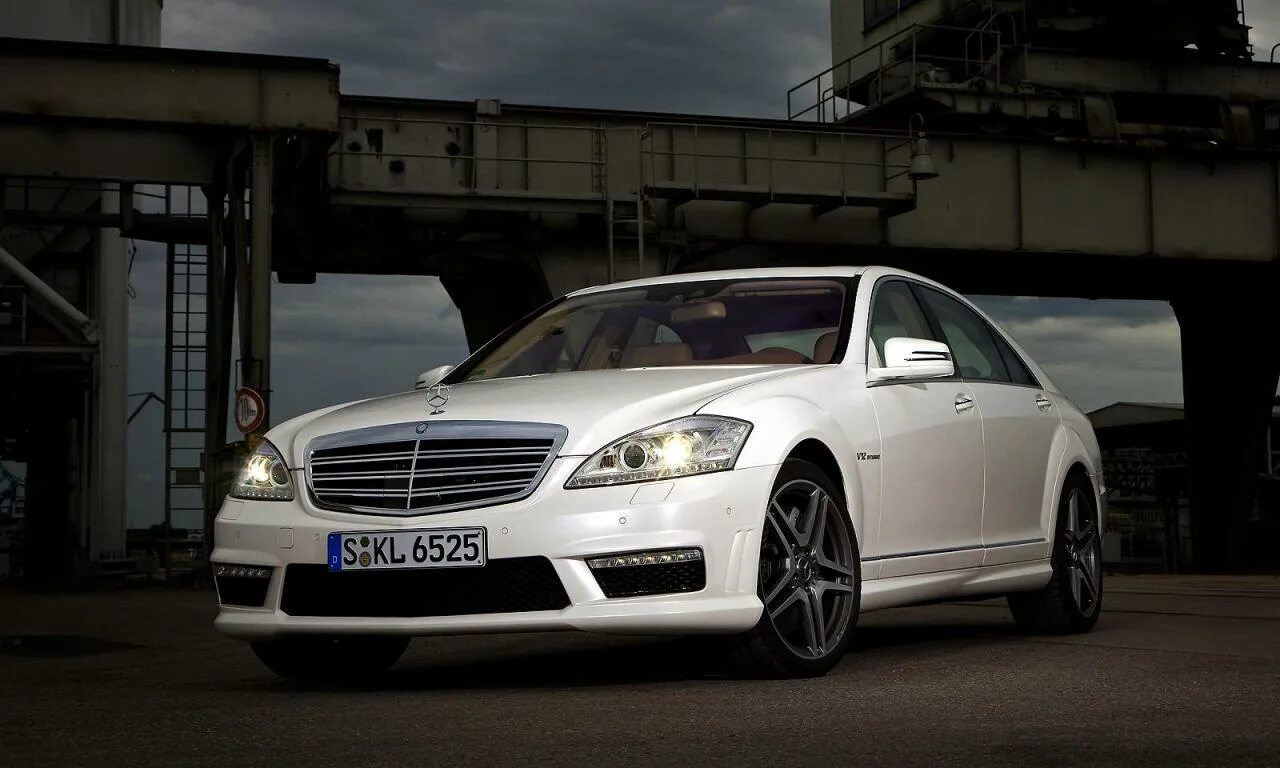 обвесы амг мерседес. W204 amg обвес. мерседес-бенц c63 amg w204. 3. Mercedes c63 amg w204.