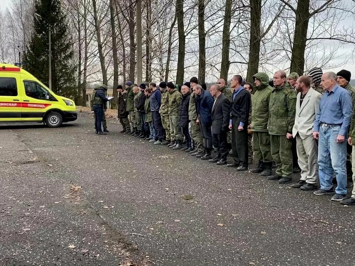 Новый обмен военнопленными. Новый обмен военнопленными. Российский солдат. Новый обмен военнопленными. Новый обмен военнопленными.