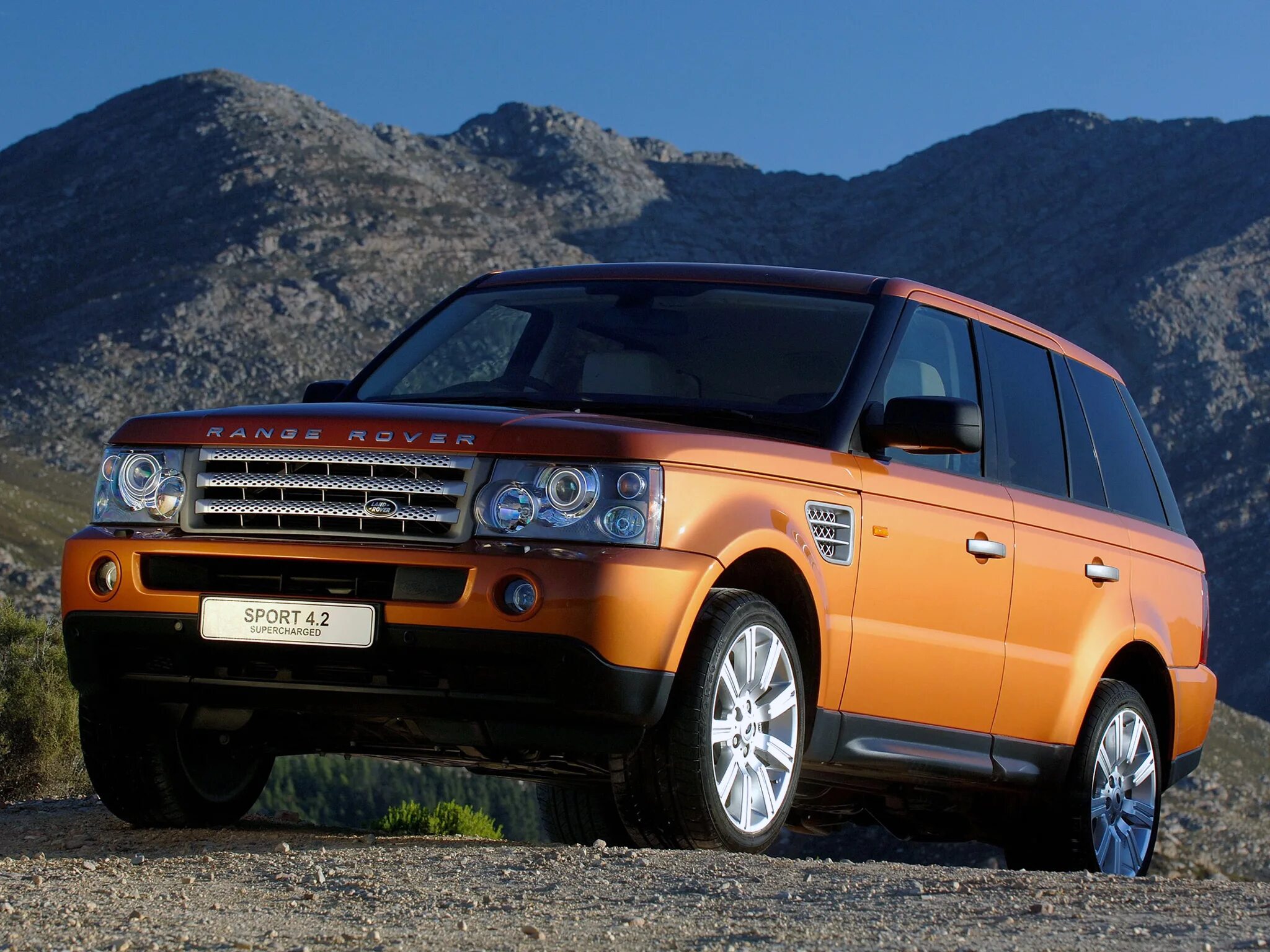 Ленд ровер страна. Рендж Ровер. Ленд Ровер ленд Ровер. Range Rover Sport l320. Ленд Ровер Рендж Ровер спорт 2005.