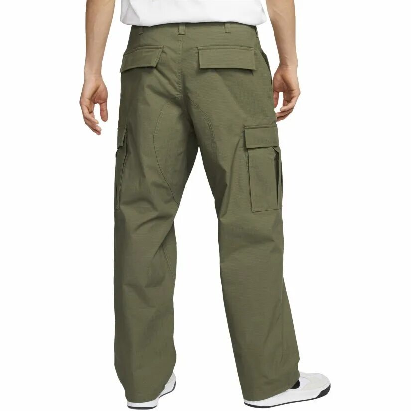 Nike cargo. Nike SB Cargo Pants. Nike Cargo Pants. Карго найк мужские. Найк штаны мужские спортивные карго.