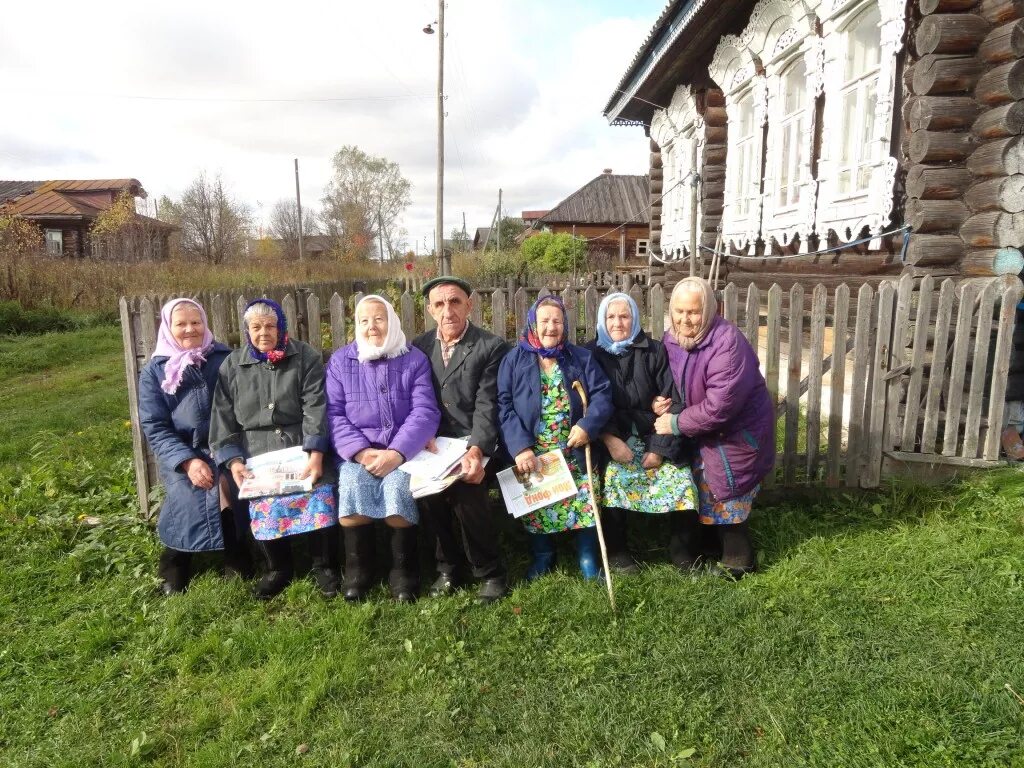 Сколько населения в деревне