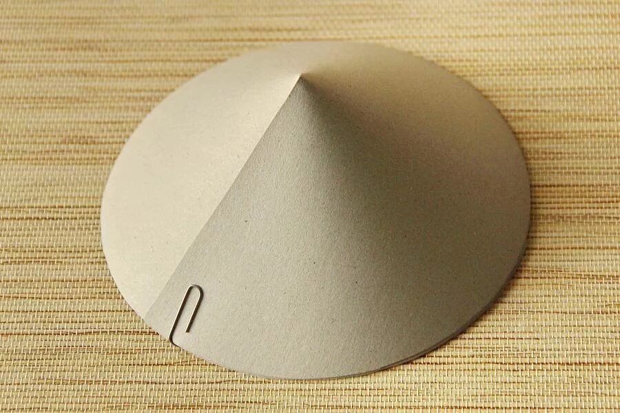 Наклейки белые круглые. Стикер круглый. Круглый стикер с загнутым краем. Стикер круглый белый. Круглый лист бумаги.