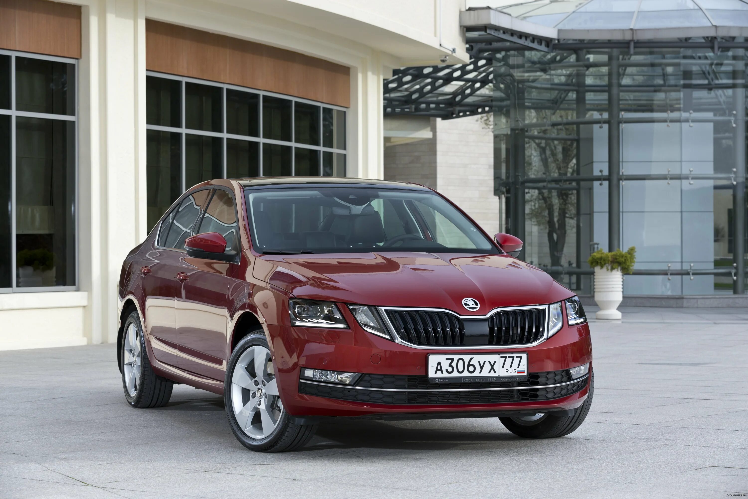 Skoda Octavia Рубиновая. Купить шкоду в рязани