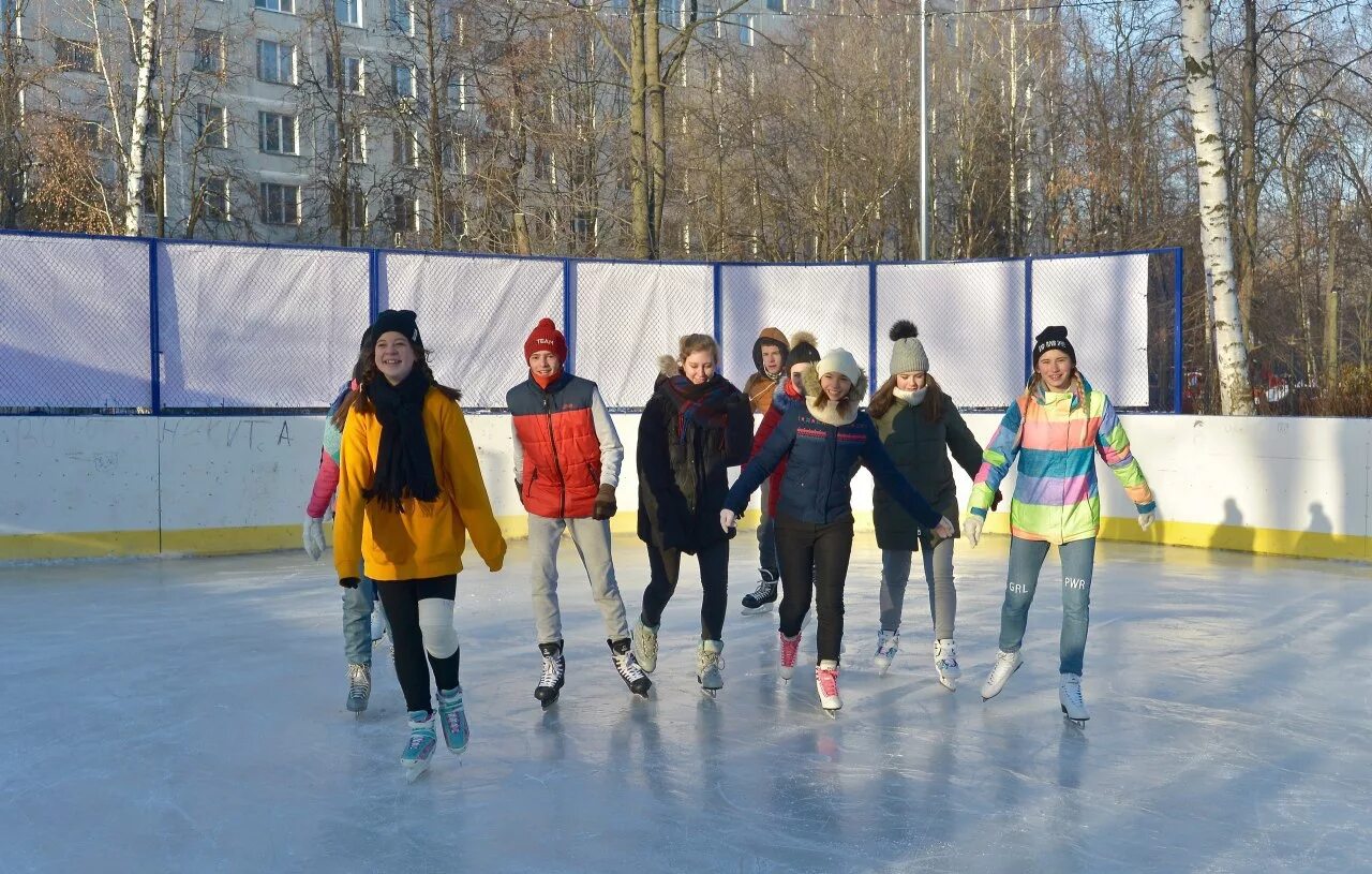 Каток 50 лет. Каток ФСК Пушкино. Парк в Пушкино Московской области каток. Каток 50 лет Комсомола Пушкино. Центральный парк культуры и отдыха Пушкино каток.